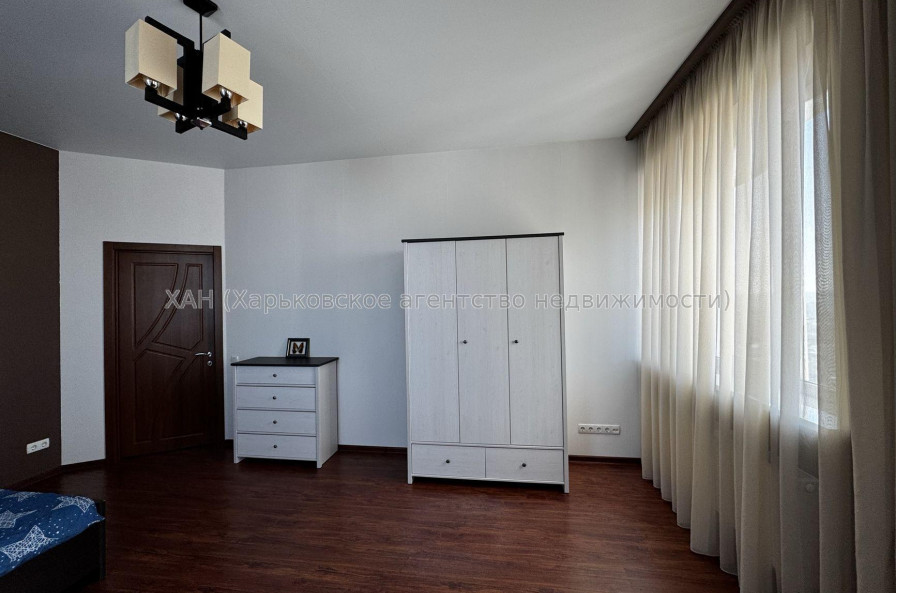 Продам квартиру, Науки просп. , 3  ком., 102 м², евроремонт 