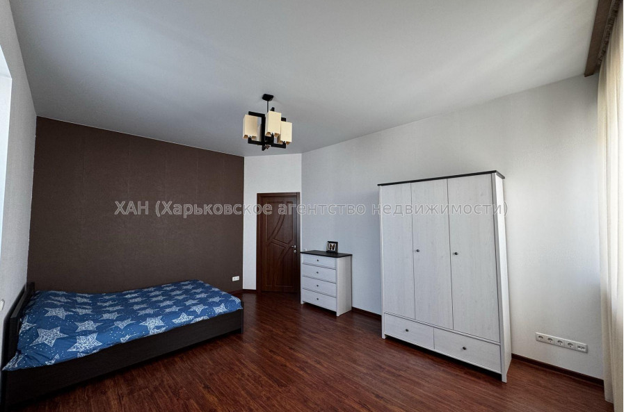 Продам квартиру, Науки просп. , 3  ком., 102 м², евроремонт 