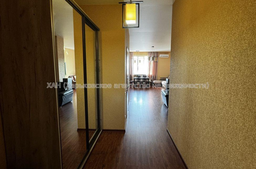 Продам квартиру, Науки просп. , 3  ком., 102 м², евроремонт 