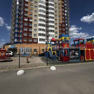 Продам квартиру, Науки просп. , 3  ком., 102 м², евроремонт 