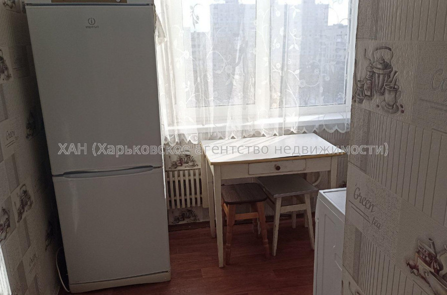 Продам квартиру, Чередниченковский пер. , 1 кім., 33 м², советский ремонт 