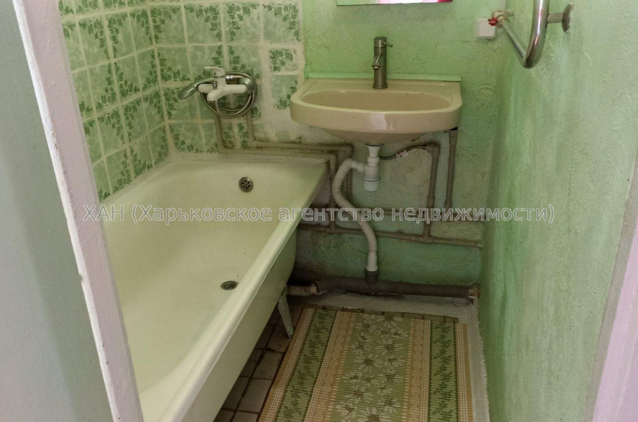 Продам квартиру, Чередниченковский пер. , 1 кім., 33 м², советский ремонт 