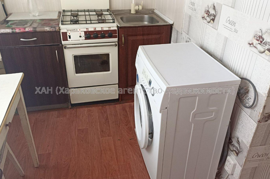 Продам квартиру, Чередниченковский пер. , 1 кім., 33 м², советский ремонт 