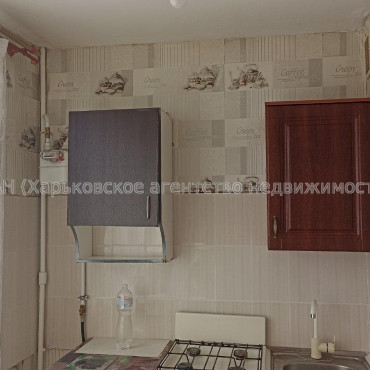Продам квартиру, Чередниченковский пер. , 1 кім., 33 м², советский ремонт 