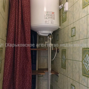 Продам квартиру, Чередниченковский пер. , 1 кім., 33 м², советский ремонт 