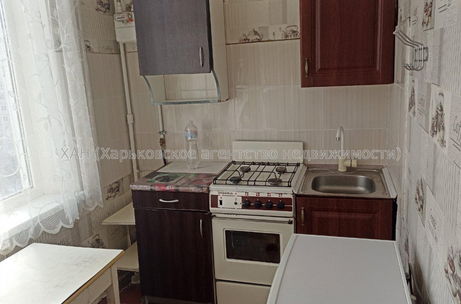 Продам квартиру, Чередниченковский пер. , 1 кім., 33 м², советский ремонт 