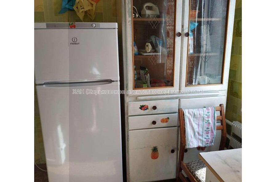 Продам квартиру, Непокоренных ул. , 1 кім., 33 м², советский ремонт 