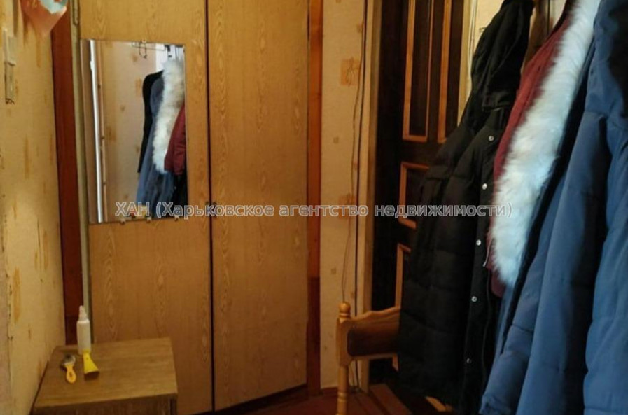 Продам квартиру, Непокоренных ул. , 1 кім., 33 м², советский ремонт 