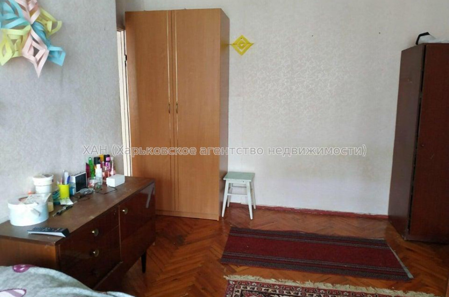 Продам квартиру, Непокоренных ул. , 1 кім., 33 м², советский ремонт 