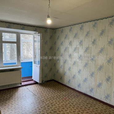 Продам квартиру, Полтавский Шлях ул. , 188/11 , 1  ком., 36.50 м², советский ремонт 