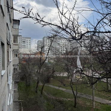 Продам квартиру, Полтавский Шлях ул. , 188/11 , 1  ком., 36.50 м², советский ремонт 