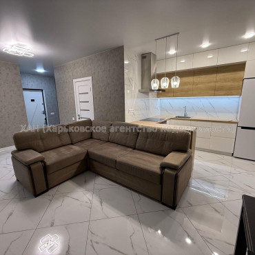 Продам квартиру, Зерновая ул. , 1 кім., 48 м², евроремонт 