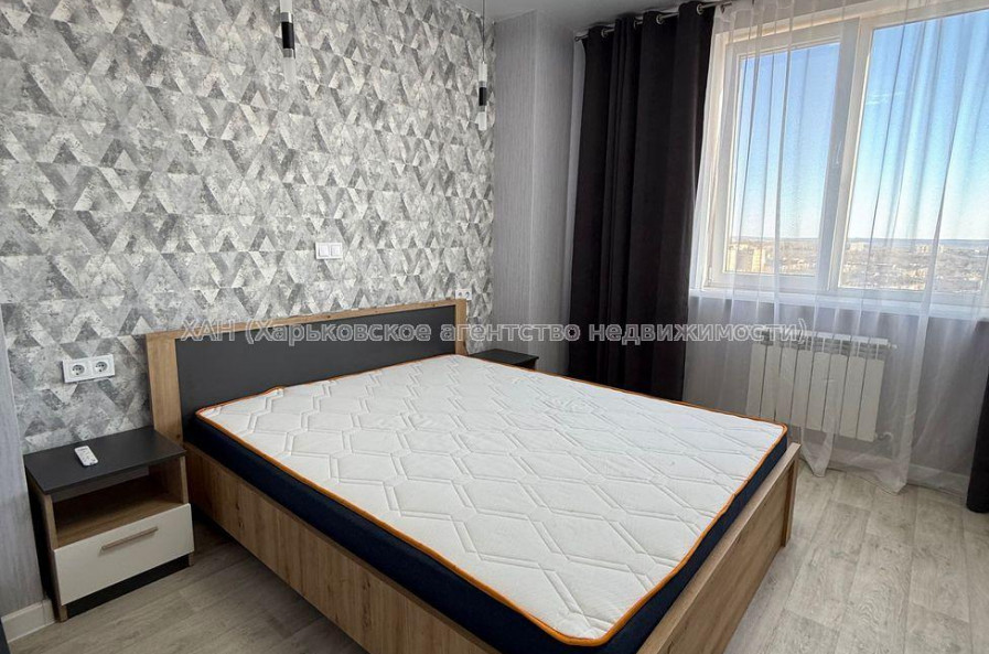 Продам квартиру, Зерновая ул. , 1 кім., 48 м², евроремонт 