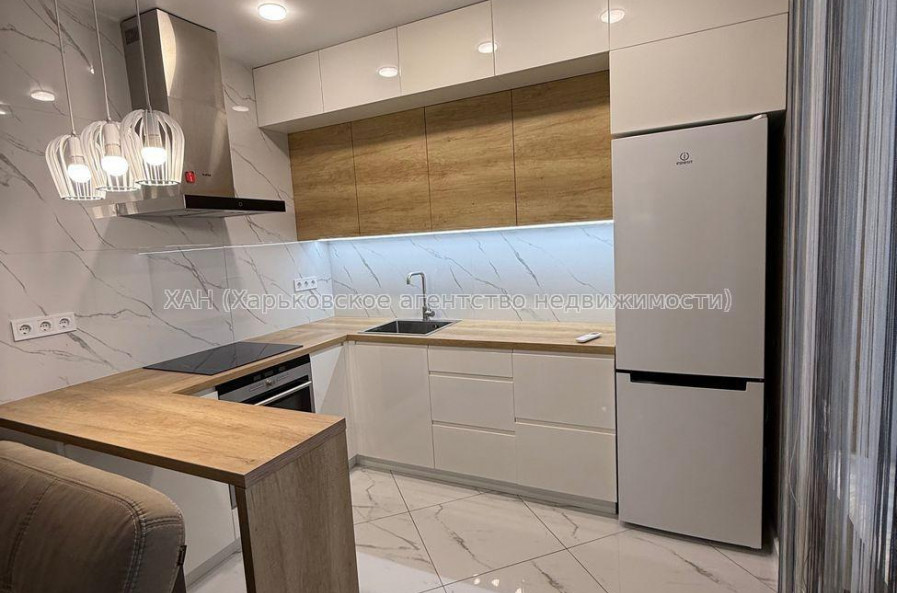 Продам квартиру, Зерновая ул. , 1 кім., 48 м², евроремонт 