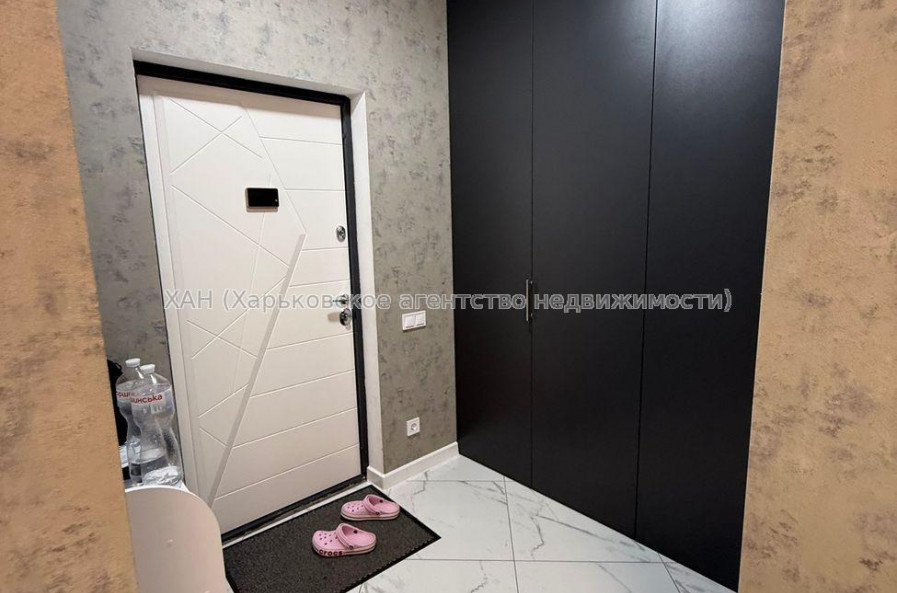 Продам квартиру, Зерновая ул. , 1 кім., 48 м², евроремонт 