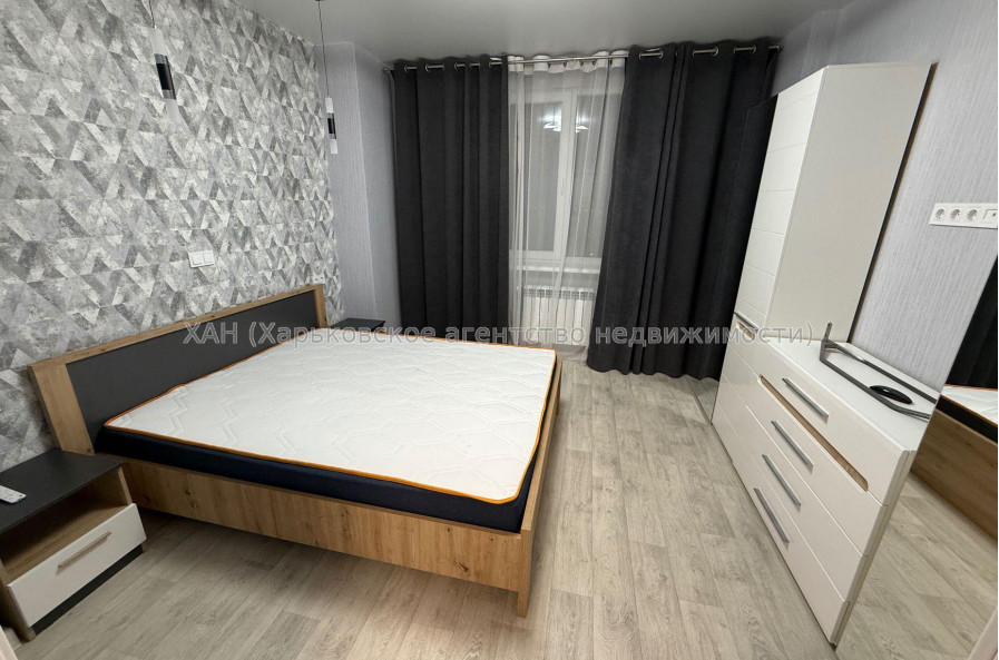 Продам квартиру, Зерновая ул. , 1 кім., 48 м², евроремонт 