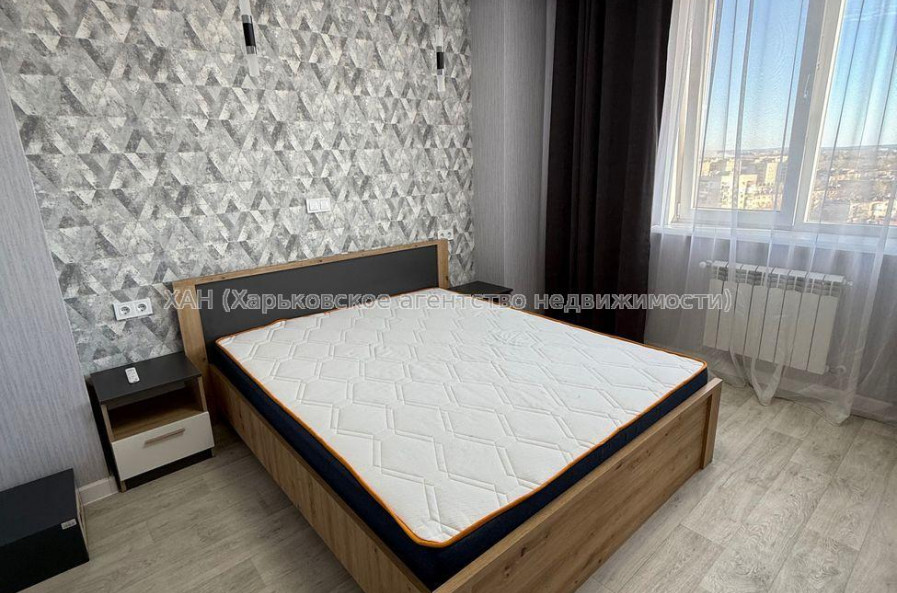 Продам квартиру, Зерновая ул. , 1 кім., 48 м², евроремонт 