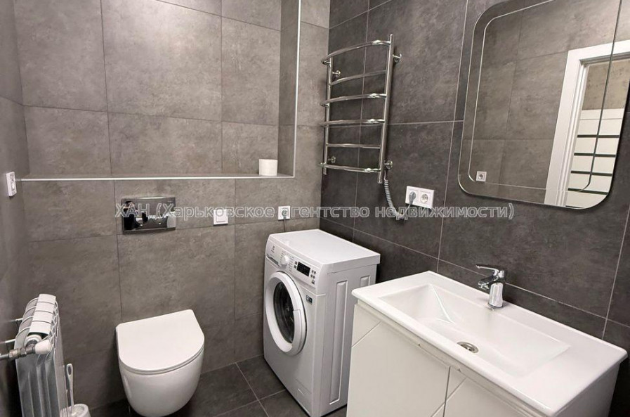 Продам квартиру, Зерновая ул. , 1 кім., 48 м², евроремонт 