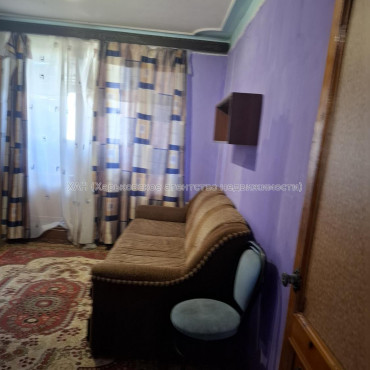 Продам квартиру, Валентиновская ул. , 3  ком., 65 м², косметический ремонт 
