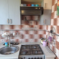 Продам квартиру, Валентиновская ул. , 3  ком., 65 м², косметический ремонт 