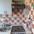Продам квартиру, Валентиновская ул. , 3  ком., 65 м², косметический ремонт 