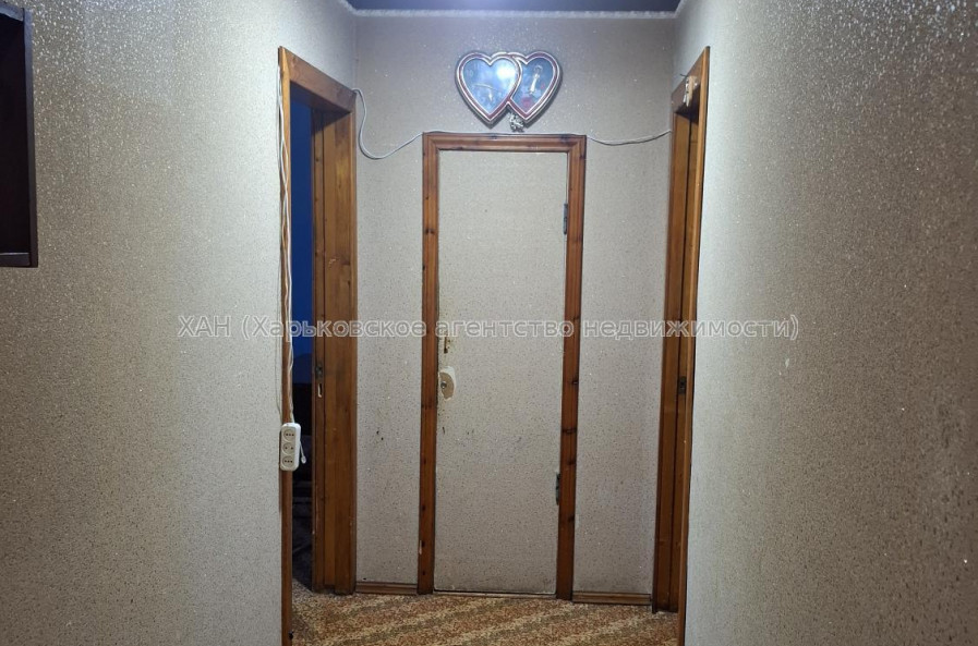 Продам квартиру, Валентиновская ул. , 3  ком., 65 м², косметический ремонт 