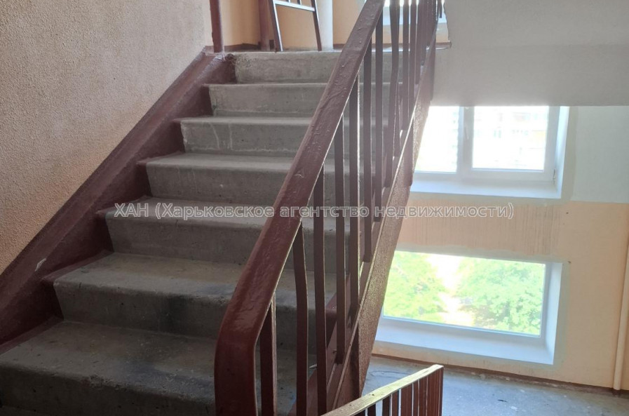 Продам квартиру, Валентиновская ул. , 3  ком., 65 м², косметический ремонт 