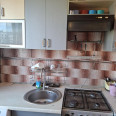 Продам квартиру, Валентиновская ул. , 3  ком., 65 м², косметический ремонт 
