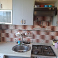 Продам квартиру, Валентиновская ул. , 3  ком., 65 м², косметический ремонт 