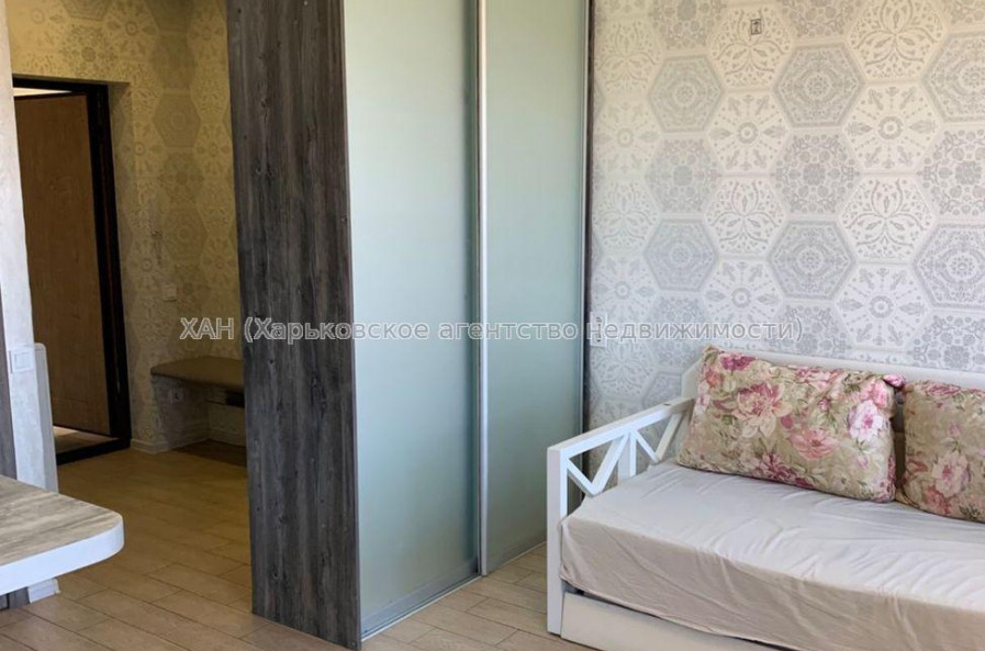 Продам квартиру, Ковалевская ул. , 1  ком., 24 м², капитальный ремонт 