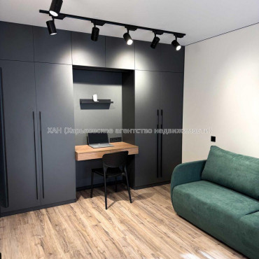 Продам квартиру, Людвига Свободы просп. , 1  ком., 33 м², евроремонт 