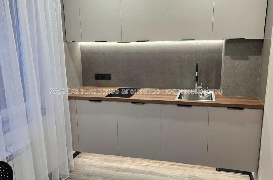 Продам квартиру, Людвига Свободы просп. , 1  ком., 33 м², евроремонт 