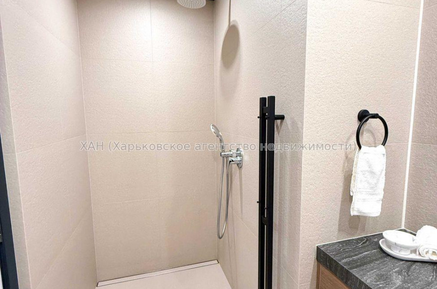 Продам квартиру, Людвига Свободы просп. , 1  ком., 33 м², евроремонт 