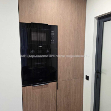 Продам квартиру, Людвига Свободы просп. , 1  ком., 33 м², евроремонт 