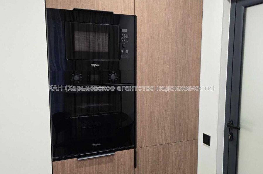 Продам квартиру, Людвига Свободы просп. , 1  ком., 33 м², евроремонт 