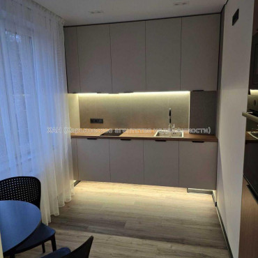 Продам квартиру, Людвига Свободы просп. , 1  ком., 33 м², евроремонт 