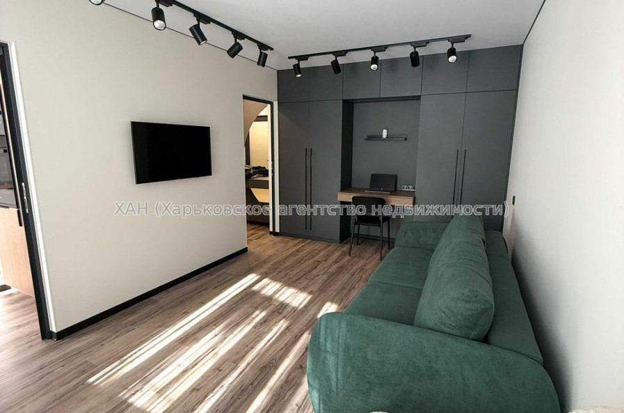 Продам квартиру, Людвига Свободы просп. , 1  ком., 33 м², евроремонт 