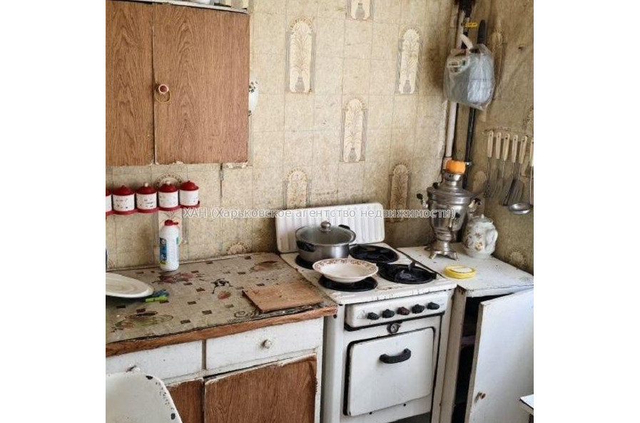 Продам квартиру, Светлая ул. , 2 кім., 46 м², косметический ремонт 