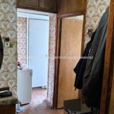 Продам квартиру, Светлая ул. , 2 кім., 46 м², косметический ремонт 