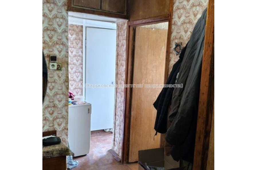 Продам квартиру, Светлая ул. , 2 кім., 46 м², косметический ремонт 