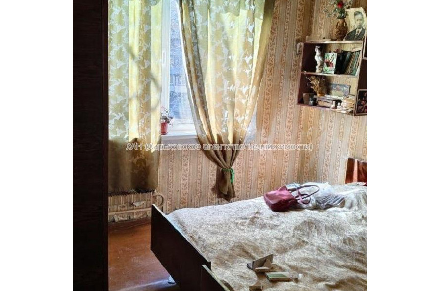 Продам квартиру, Светлая ул. , 2 кім., 46 м², косметический ремонт 