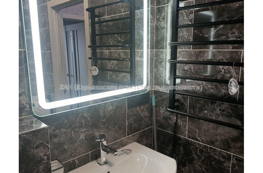 Продам квартиру, Сокольницкая ул. , 1 кім., 39.30 м², евроремонт 