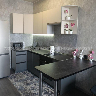 Продам квартиру, Сокольницкая ул. , 1 кім., 39.30 м², евроремонт 