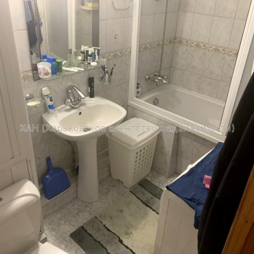 Продам квартиру, Матюшенко ул. , 2  ком., 54 м², капитальный ремонт 