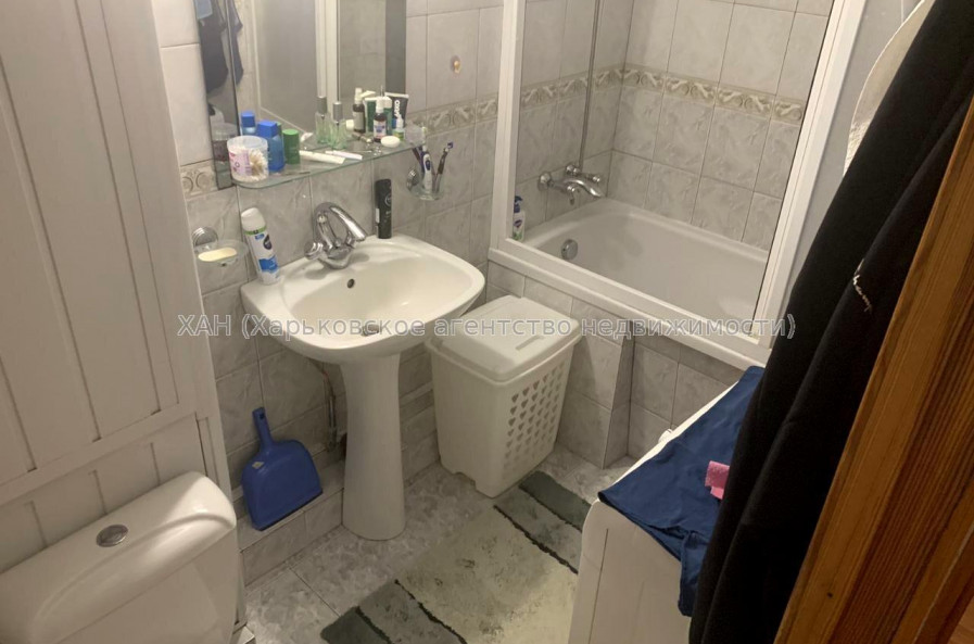 Продам квартиру, Матюшенко ул. , 2  ком., 54 м², капитальный ремонт 