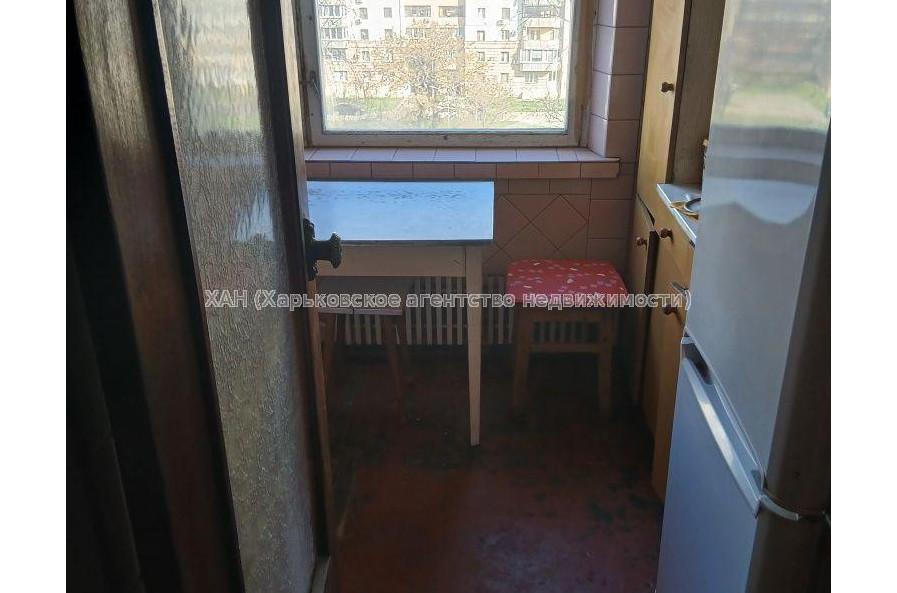 Продам квартиру, Георгия Тарасенко ул. , 3 кім., 68.10 м², советский ремонт 