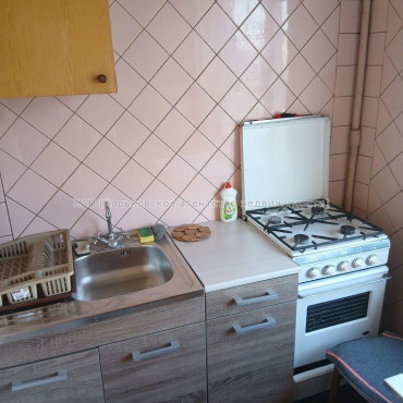 Продам квартиру, Георгия Тарасенко ул. , 3 кім., 68.10 м², советский ремонт 