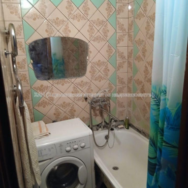 Продам квартиру, Георгия Тарасенко ул. , 3 кім., 68.10 м², советский ремонт 