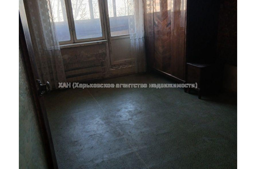 Продам квартиру, Георгия Тарасенко ул. , 3 кім., 68.10 м², советский ремонт 