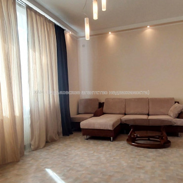 Продам квартиру, Семинарская ул. , 2 кім., 62 м², капитальный ремонт 